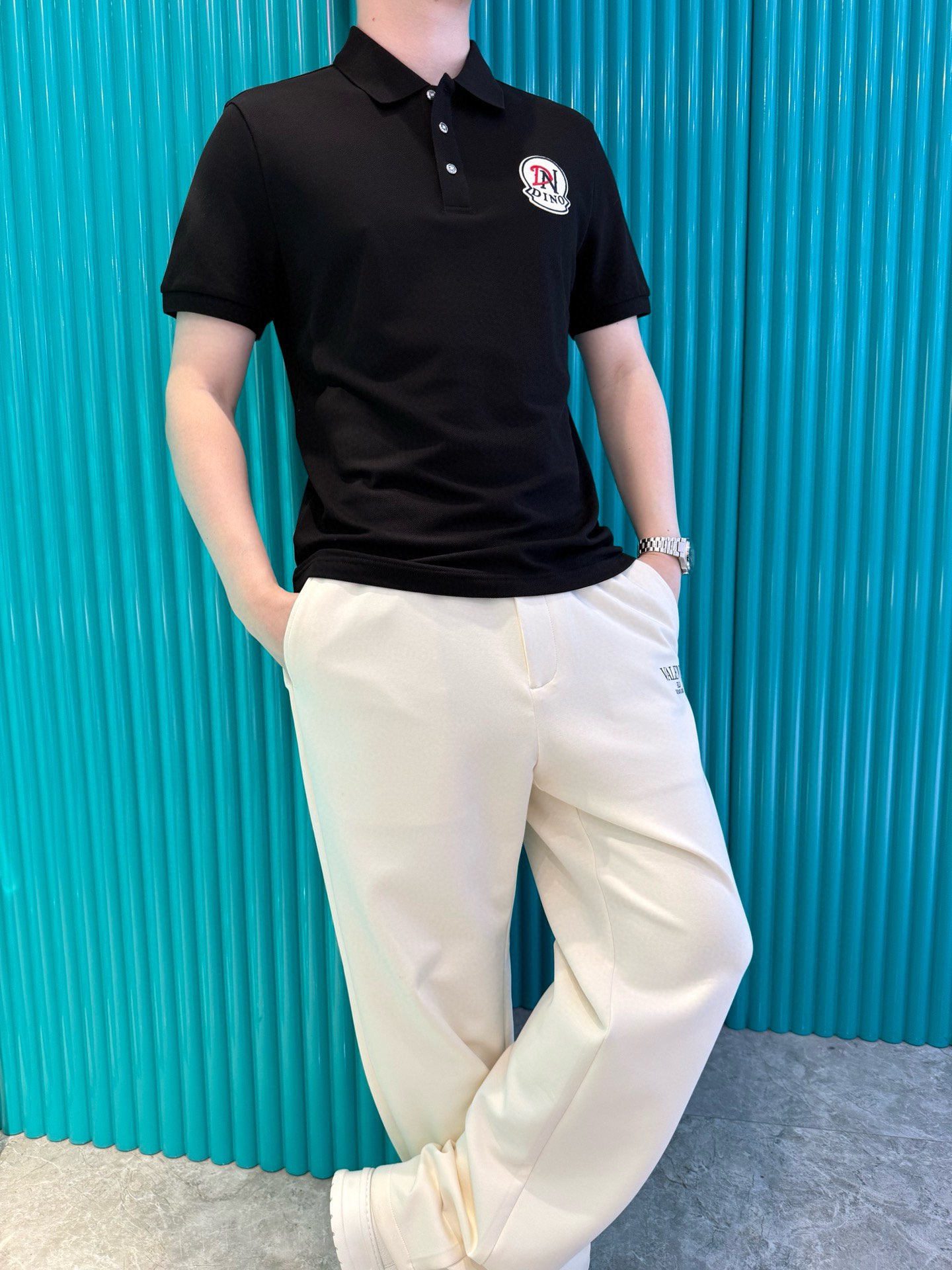 NO:500740,Dino luxury products - brand authentic products in 2025 latest polo shipments, hot-selling items in Europe and the United States!  Selected customized hexagonal bead floor cotton fabrics from imported Italian brands, the unique logo on the chest is matched with the latest design, highlighting fashion!  Number of codes 48-56 (model 180/wear 50, with Hong Kong Lane Crawford gift box packaging), alexander wang19860909Dino奢品-品牌正品2025最新polo出货 欧美热销单品！精选意大利进口品牌定制六角珠地棉面料,胸前独特的标志搭配最新的设计,彰显时尚 ！码数48-56（模特180/穿50,配香港连卡佛礼盒包装）,,alexander wang,Men's clothing