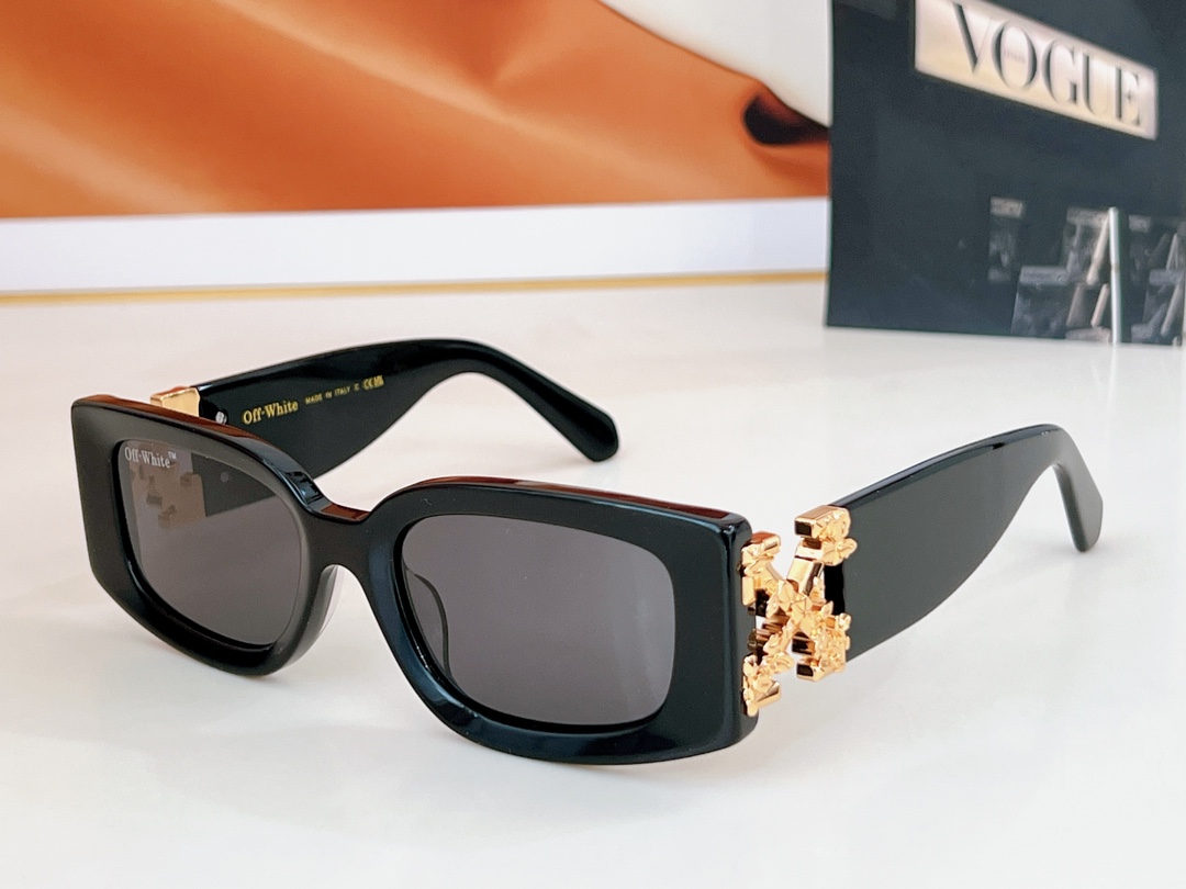  OFF WHITE
MODELROMA RECTANGLE FRAME
SIZE53口20-140
🔝
