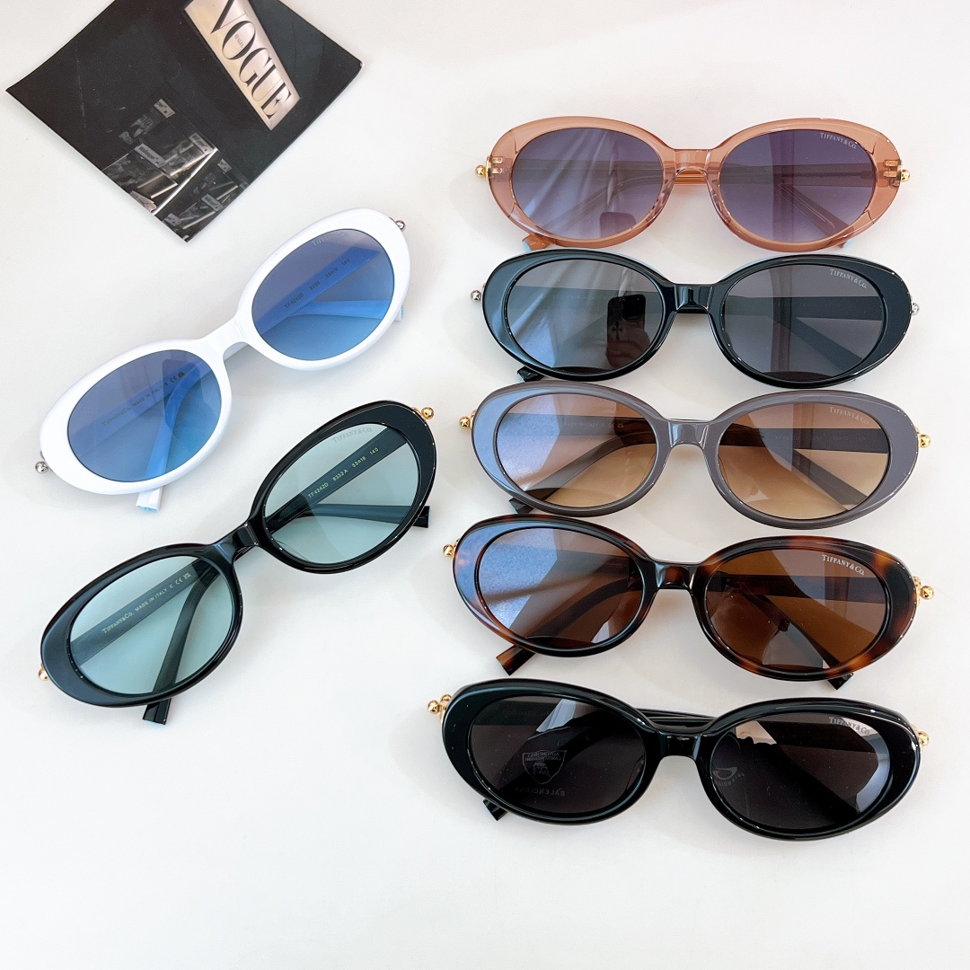  Tiffany&C*
Mod ：TF4242D
Size ：55口19-140
🔝🔝