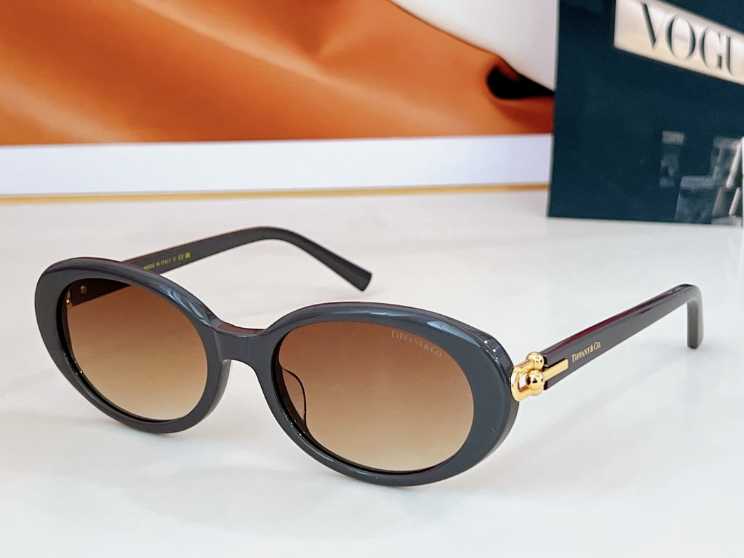  Tiffany&C*
Mod ：TF4242D
Size ：55口19-140
🔝🔝