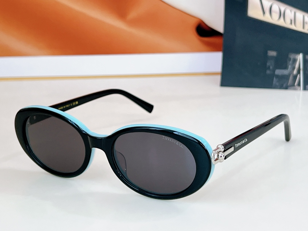  Tiffany&C*
Mod ：TF4242D
Size ：55口19-140
🔝🔝