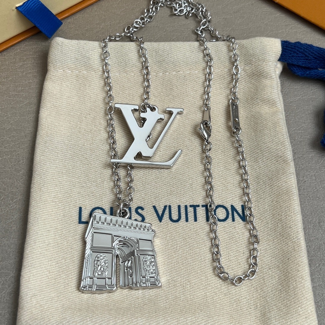 【】💫LV项链💫原版定制✨🙆每一个细节媲美专柜正品，业内仅此一家全世界专柜自购正品打版，这样才能把首饰打