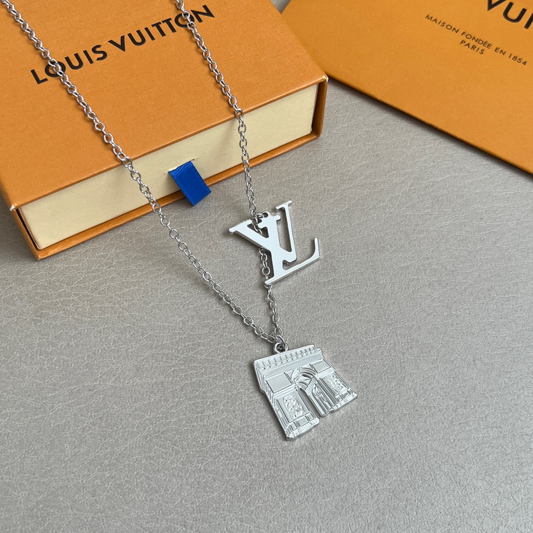 【】💫LV项链💫原版定制✨🙆每一个细节媲美专柜正品，业内仅此一家全世界专柜自购正品打版，这样才能把首饰打