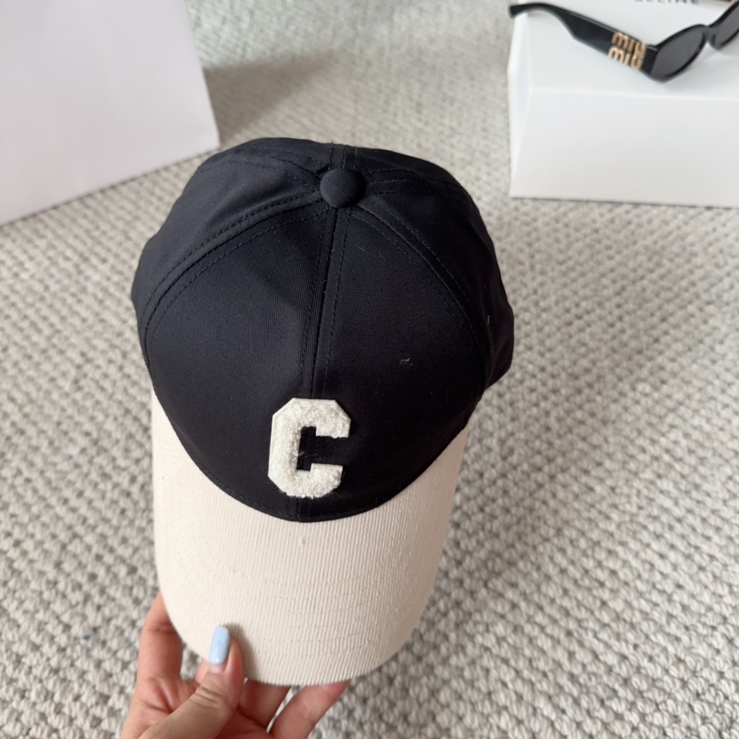 CELIN* 凯旋门棒球帽☑️休闲百搭款🆒👏饱满立体高颅顶❗️🔉帽型正点 弧度流畅线条自然💙神奇改善脸型