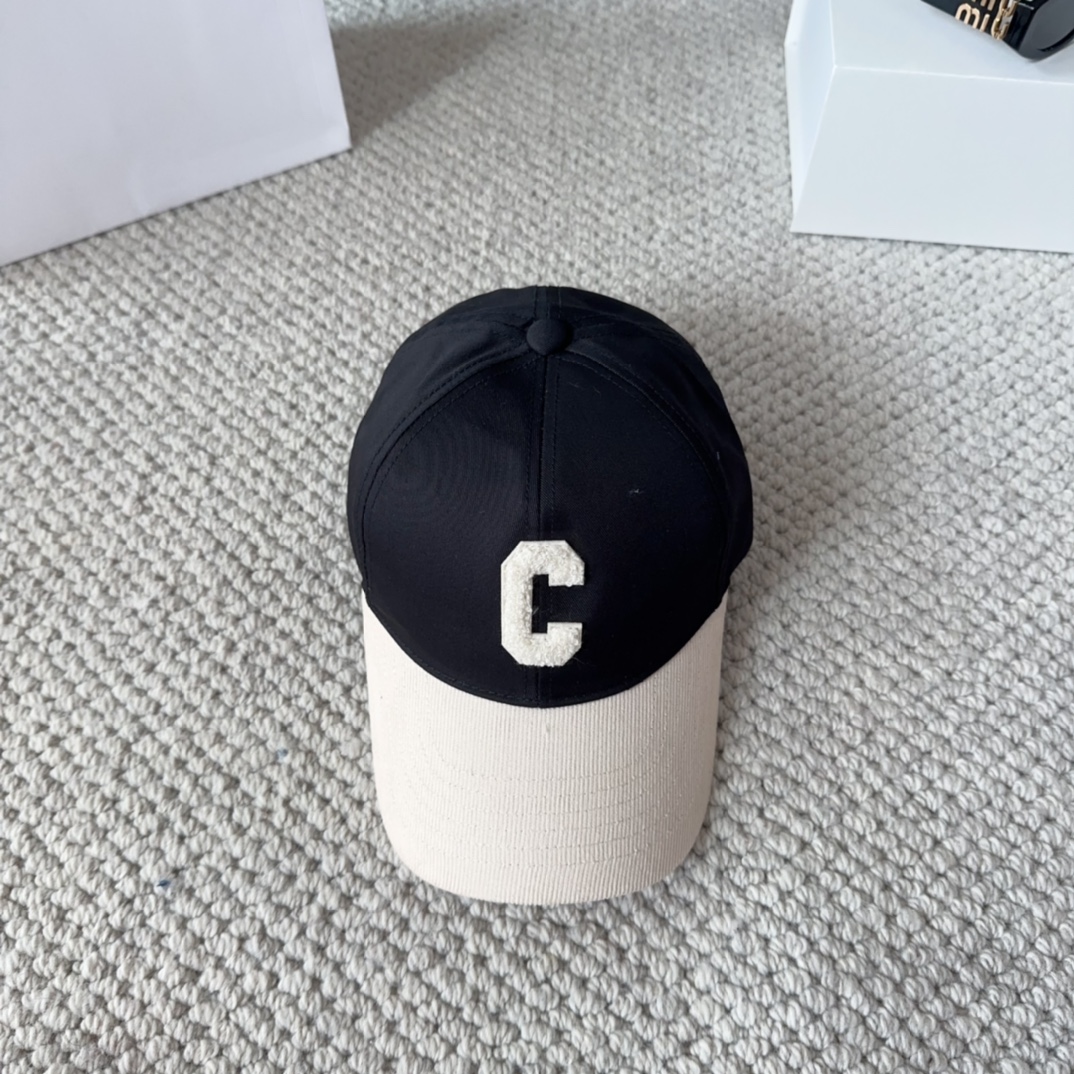CELIN* 凯旋门棒球帽☑️休闲百搭款🆒👏饱满立体高颅顶❗️🔉帽型正点 弧度流畅线条自然💙神奇改善脸型