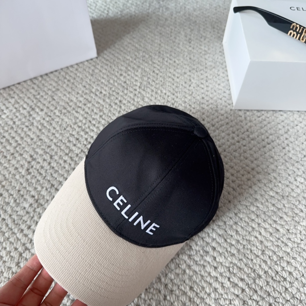 CELIN* 凯旋门棒球帽☑️休闲百搭款🆒👏饱满立体高颅顶❗️🔉帽型正点 弧度流畅线条自然💙神奇改善脸型