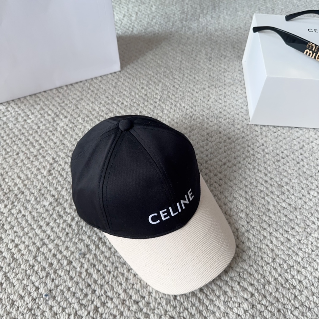 CELIN* 凯旋门棒球帽☑️休闲百搭款🆒👏饱满立体高颅顶❗️🔉帽型正点 弧度流畅线条自然💙神奇改善脸型