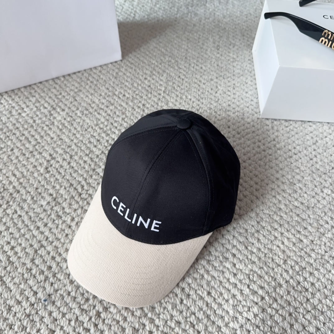 CELIN* 凯旋门棒球帽☑️休闲百搭款🆒👏饱满立体高颅顶❗️🔉帽型正点 弧度流畅线条自然💙神奇改善脸型