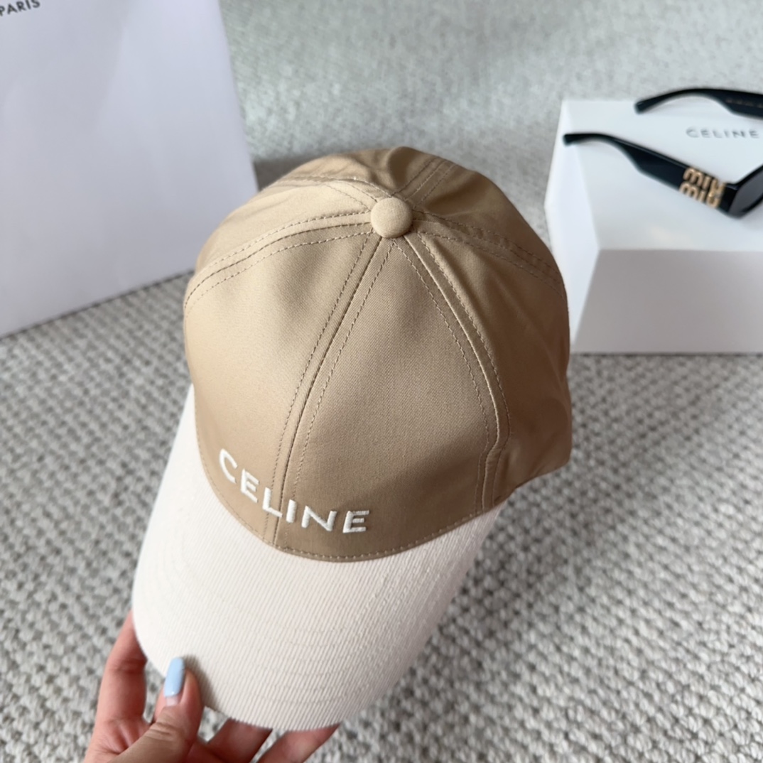CELIN* 凯旋门棒球帽☑️休闲百搭款🆒👏饱满立体高颅顶❗️🔉帽型正点 弧度流畅线条自然💙神奇改善脸型
