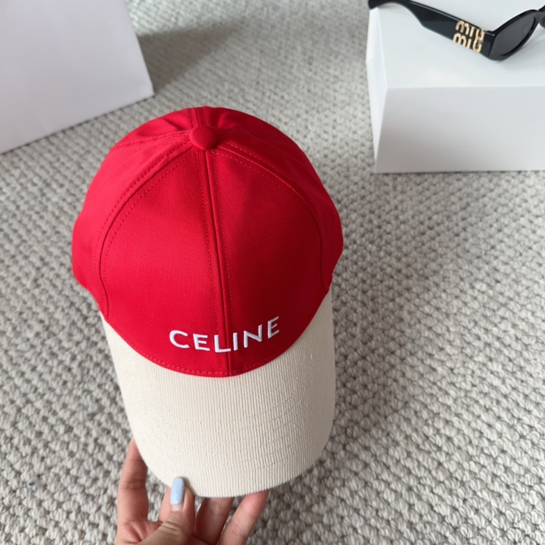 CELIN* 凯旋门棒球帽☑️休闲百搭款🆒👏饱满立体高颅顶❗️🔉帽型正点 弧度流畅线条自然💙神奇改善脸型