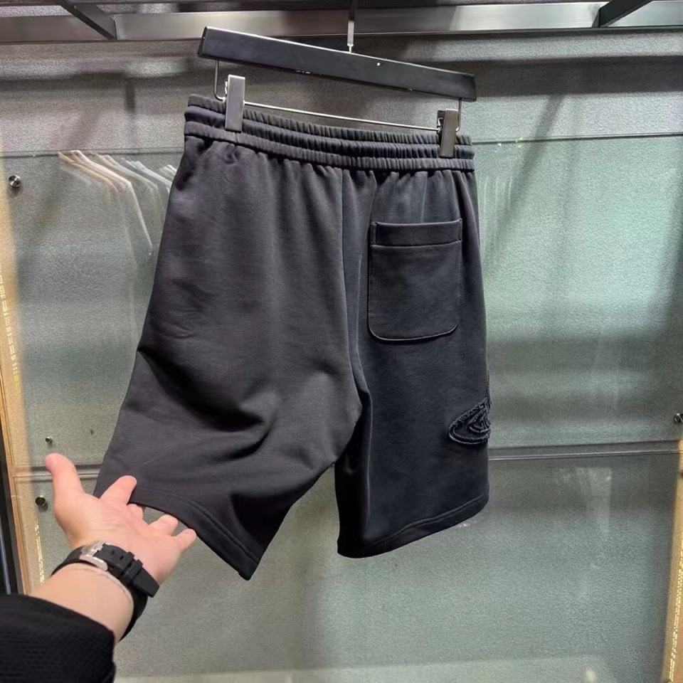 “Queen 696 Queen of Queens Shorts: High Luxury, Low-Profile, Fine Cuttings in Black, Sizes M-3XL” - 图片 3