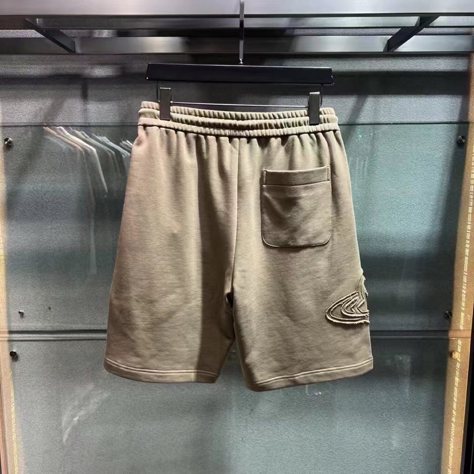 “Queen 696: New Summer Shorts with High Luxuries, Fine Cuttings, and Fashionable Styles in Black (M-3XL)” - 图片 4