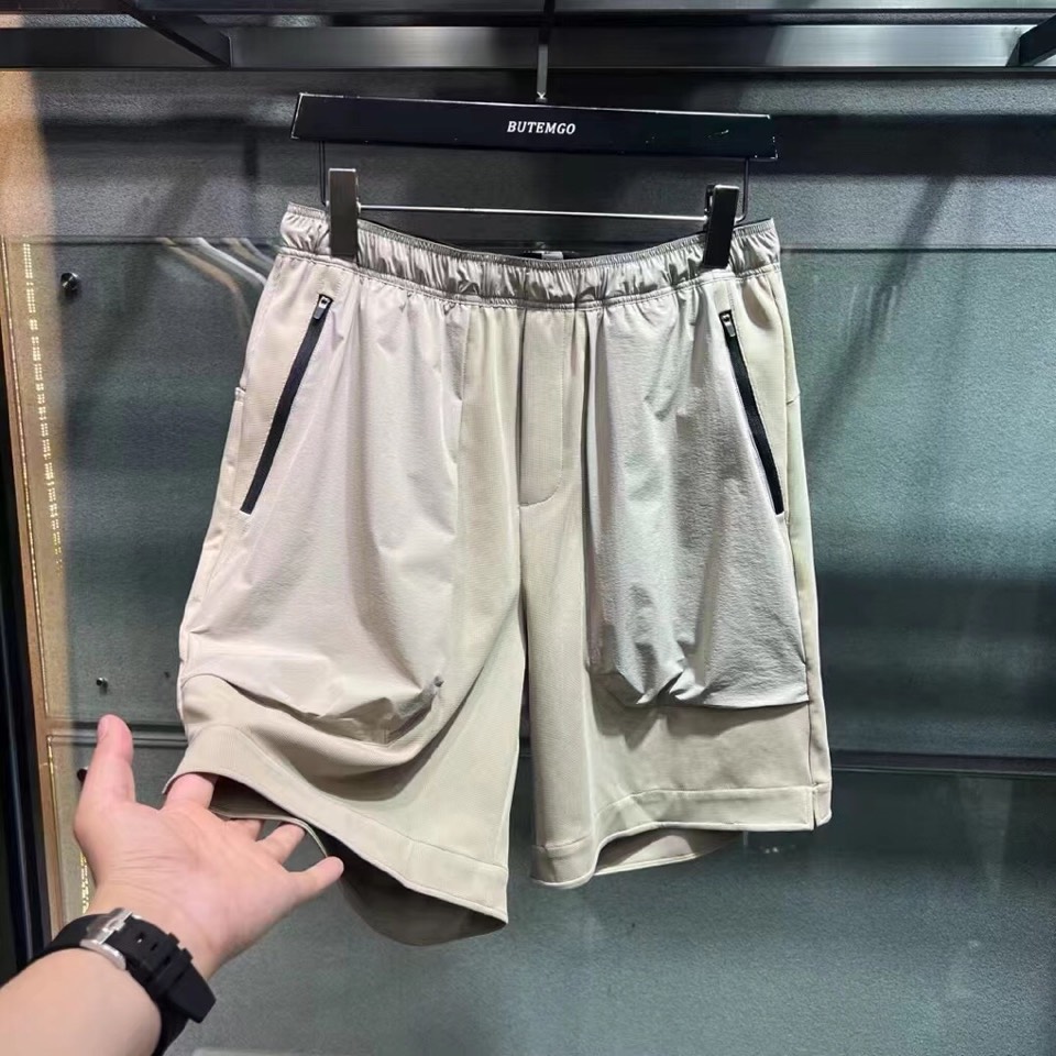 “High-End Summer Shorts Collection: Luxurious, Versatile, and Fashionable in Classic Colors” - 图片 2