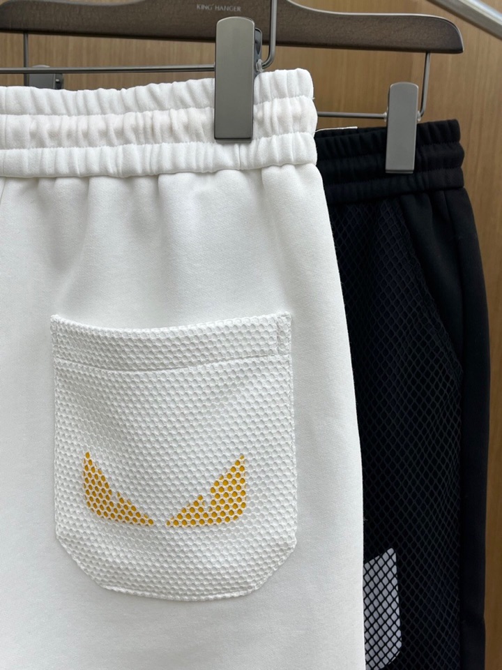 “New Men’s Leisure Shorts 2025: FENDI’s Advanced Custom Fabric, Comfortable Fit, Impeccable Detail, Original Logo Design” - 图片 6