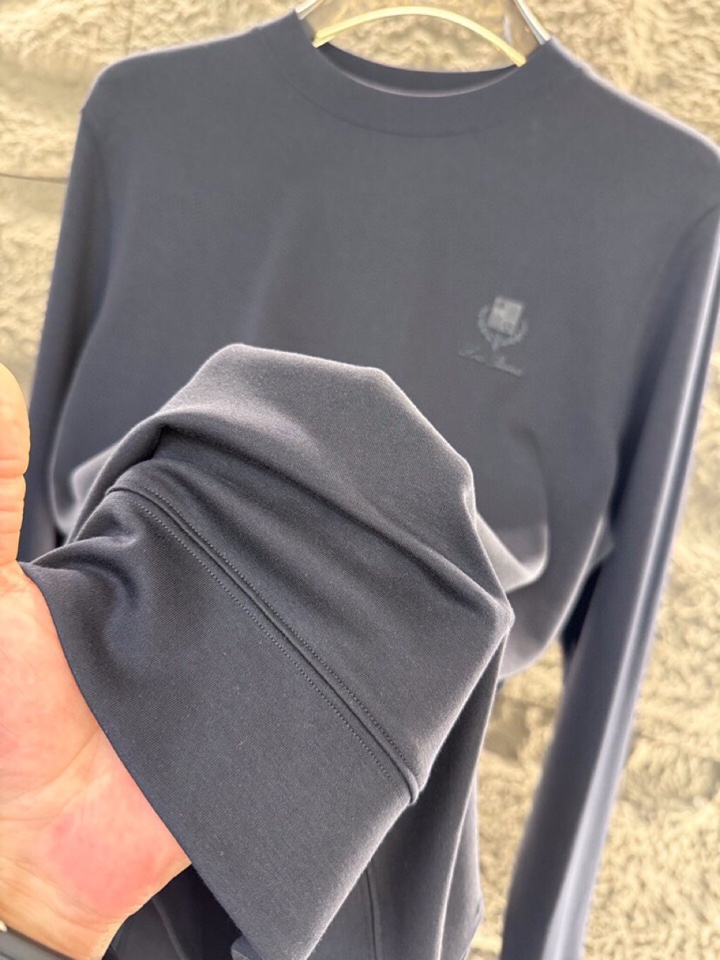 “Men’s Fall & Winter Cotton T-Shirts: Stylish, High-Quality, and Versatile in Blue, White, and Coffee Colors” - 图片 6