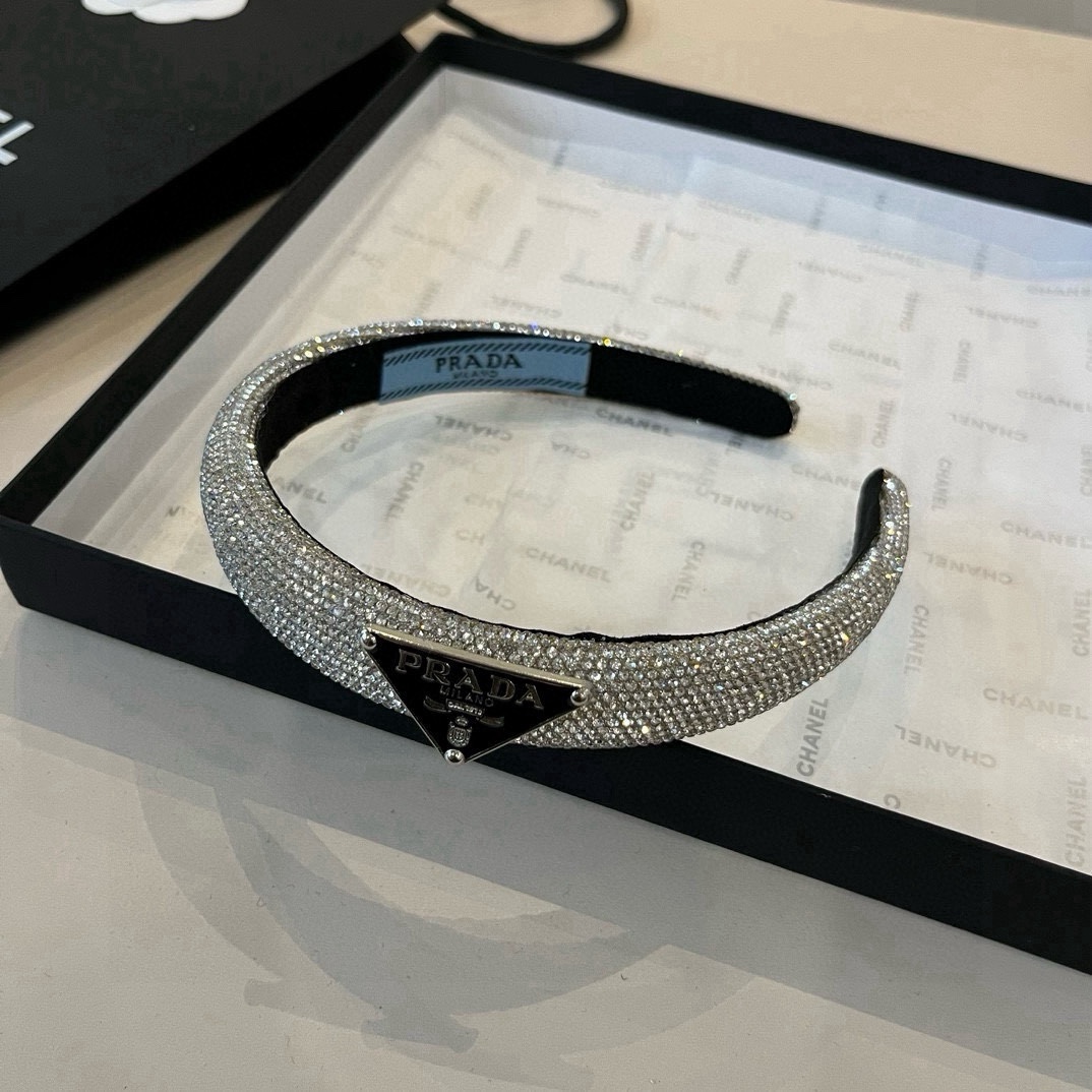 🆕

PRADA普拉达发箍