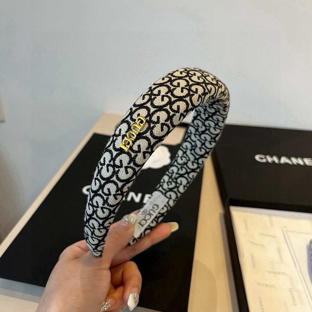 🆕

Gucci古奇新款发箍