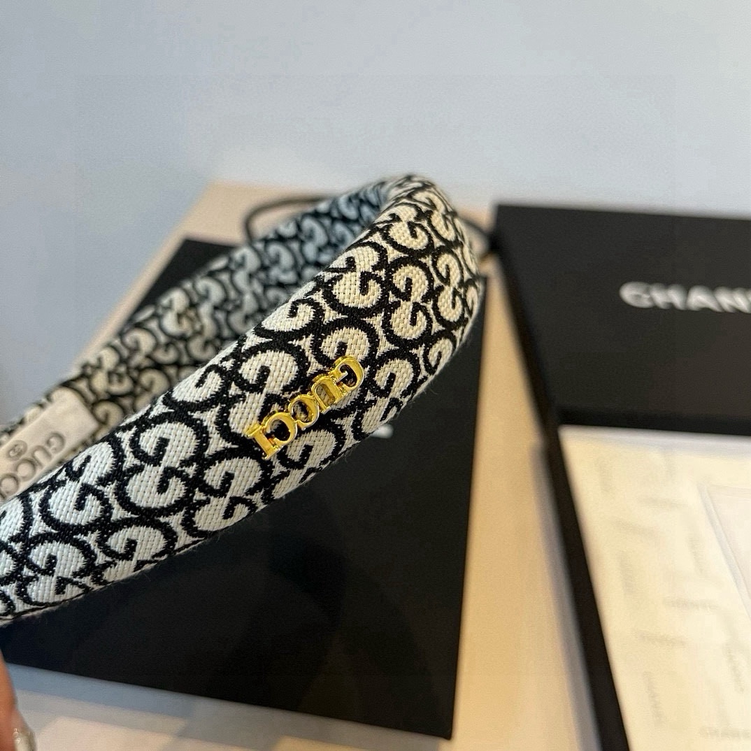 🆕

Gucci古奇新款发箍