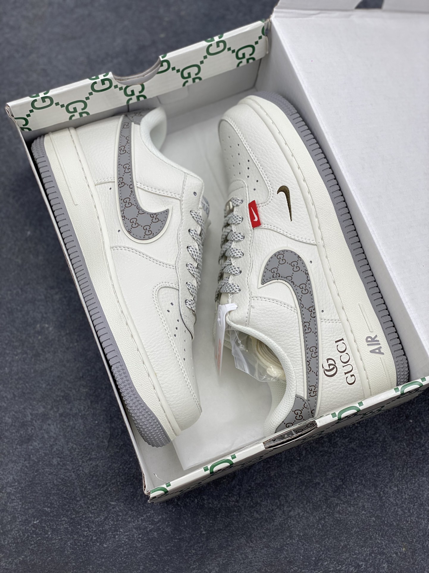 图片[9]-NIke Air Force 1 \’07 Low “古驰联名——经典灰花纹”空军一号 低帮 运动鞋 休闲鞋 折边针车 工艺难度大 原楦头原纸板 原装鞋盒 定制五金配件 内置全掌气垫 原厂鞋底 货号：CS5288-001 尺码：36 36.5 37.5 38 38.5 39 40 40.5 41 42 42.5 43 44 44.5 45-选品中心