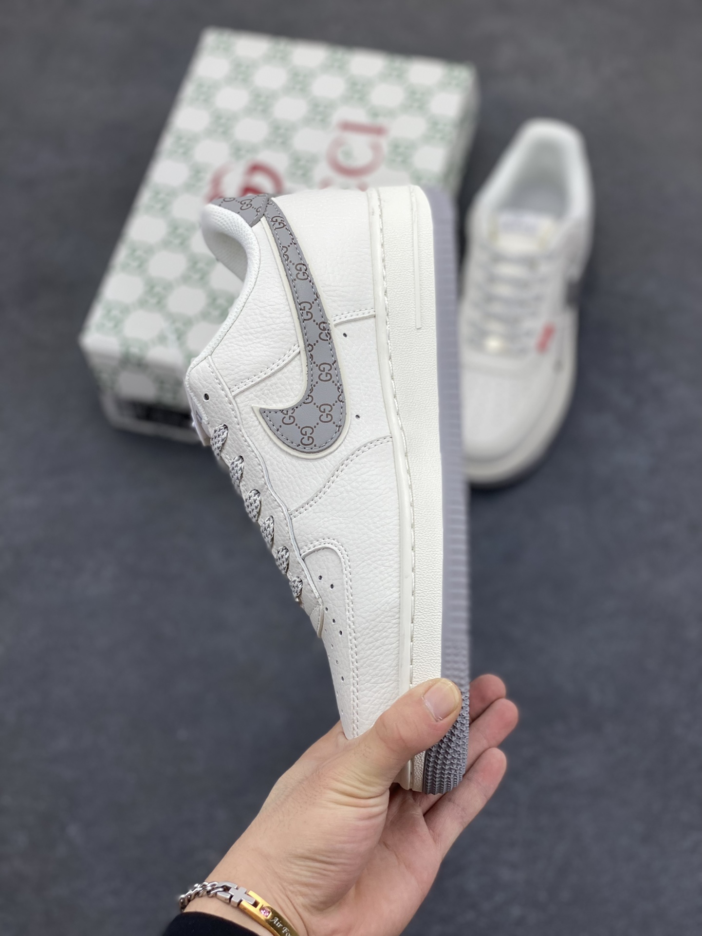 图片[3]-NIke Air Force 1 \’07 Low “古驰联名——经典灰花纹”空军一号 低帮 运动鞋 休闲鞋 折边针车 工艺难度大 原楦头原纸板 原装鞋盒 定制五金配件 内置全掌气垫 原厂鞋底 货号：CS5288-001 尺码：36 36.5 37.5 38 38.5 39 40 40.5 41 42 42.5 43 44 44.5 45-选品中心