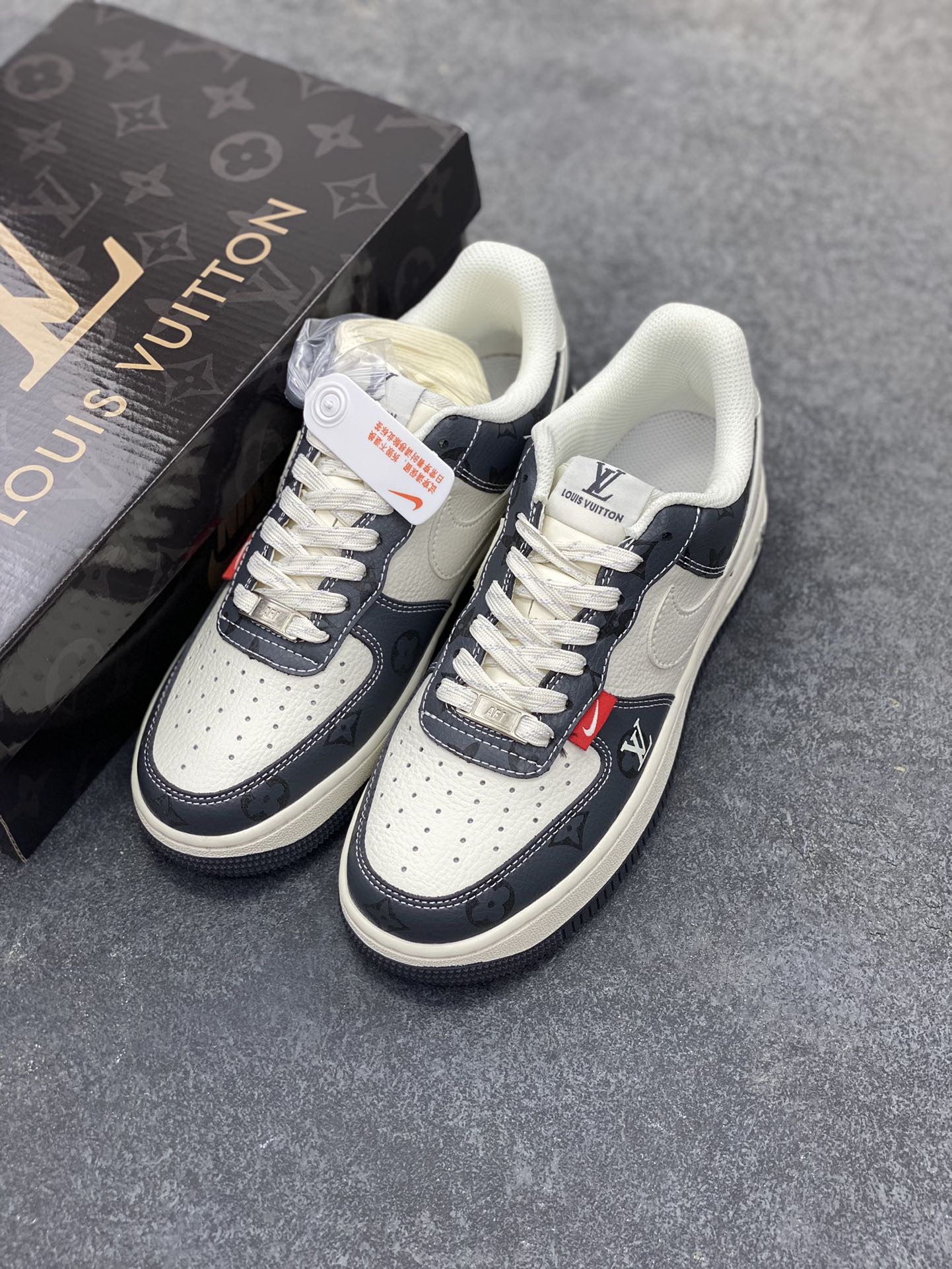 图片[8]-NIke Air Force 1 \’07 Low “LV联名——米灰印花”空军一号 低帮 运动鞋 休闲鞋 折边针车 工艺难度大 原楦头原纸板 原装鞋盒 定制五金配件 内置全掌气垫 原厂鞋底 货号：CS5288-002 尺码：36 36.5 37.5 38 38.5 39 40 40.5 41 42 42.5 43 44 44.5 45-选品中心