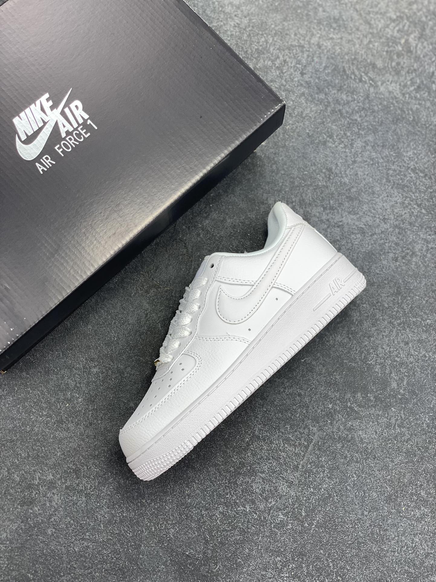 图片[7]-Nk Air Force 1\’07 Low 白荔枝纹 空军一号低帮休闲板鞋 原楦头原纸板 打造纯正空军版型#专注外贸渠道 全掌内置蜂窝气垫 #原盒配件 原厂中底钢印、拉帮完美 货号：HF2014-100 尺码：36 36.5 37.5 38 38.5 39 40 40.5 41 42 42.5 43 44 44.5 45-选品中心