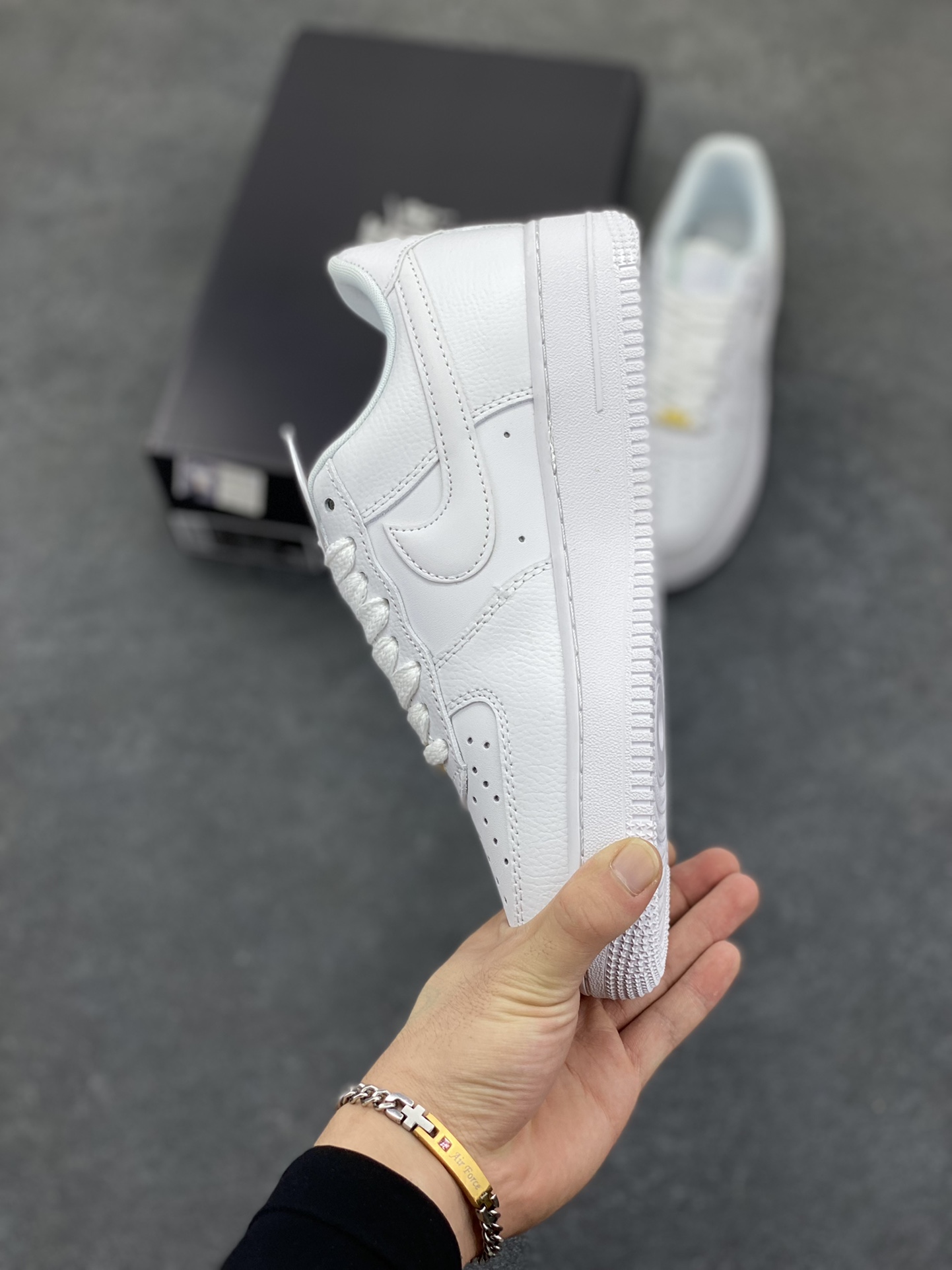 图片[3]-Nk Air Force 1\’07 Low 白荔枝纹 空军一号低帮休闲板鞋 原楦头原纸板 打造纯正空军版型#专注外贸渠道 全掌内置蜂窝气垫 #原盒配件 原厂中底钢印、拉帮完美 货号：HF2014-100 尺码：36 36.5 37.5 38 38.5 39 40 40.5 41 42 42.5 43 44 44.5 45-选品中心