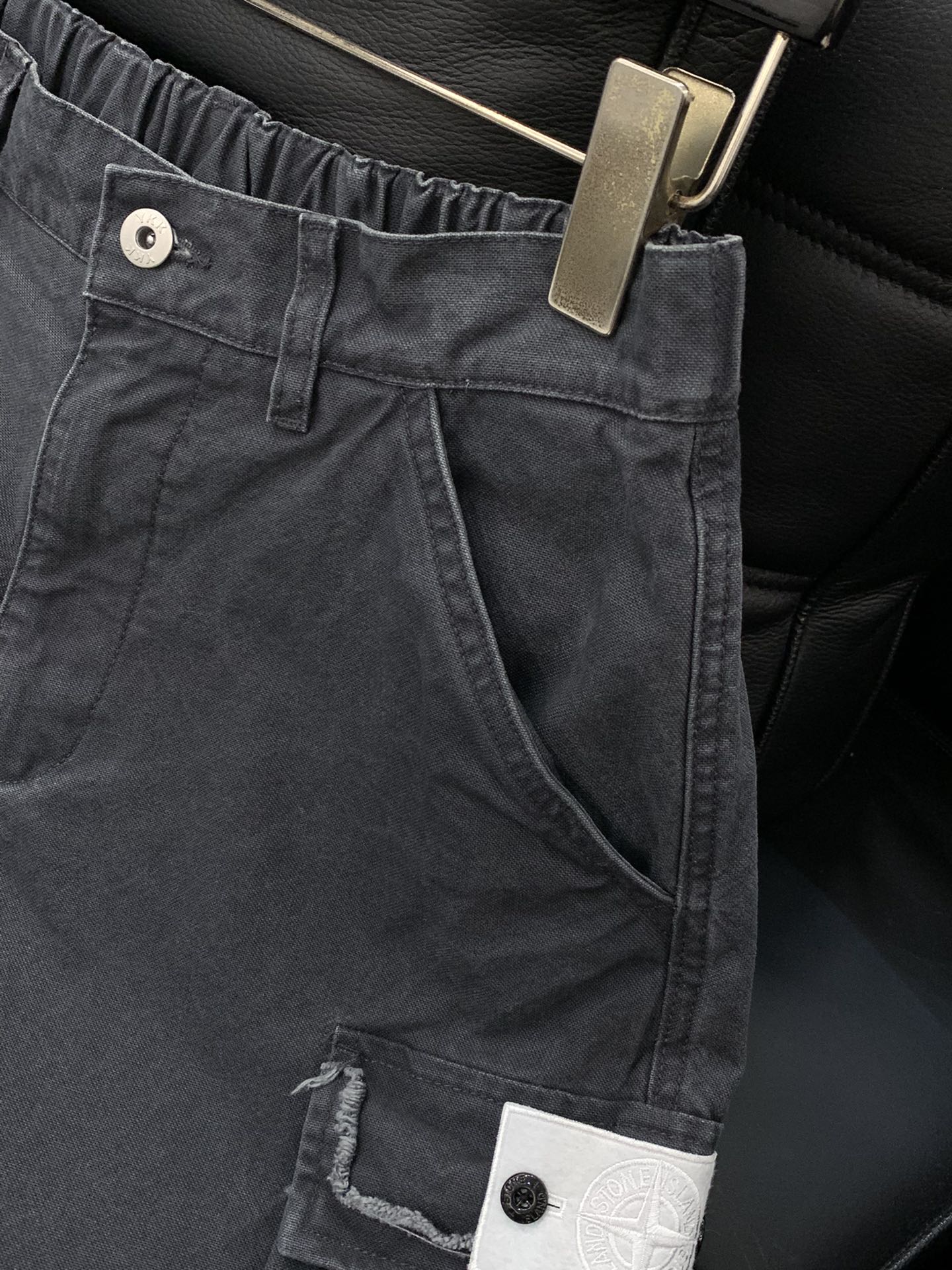 “Summer 2025 Update: Stone Island P768 Synchronized Cabinets and High-Explosive Fashion Shorts with Unique Design” - 图片 5