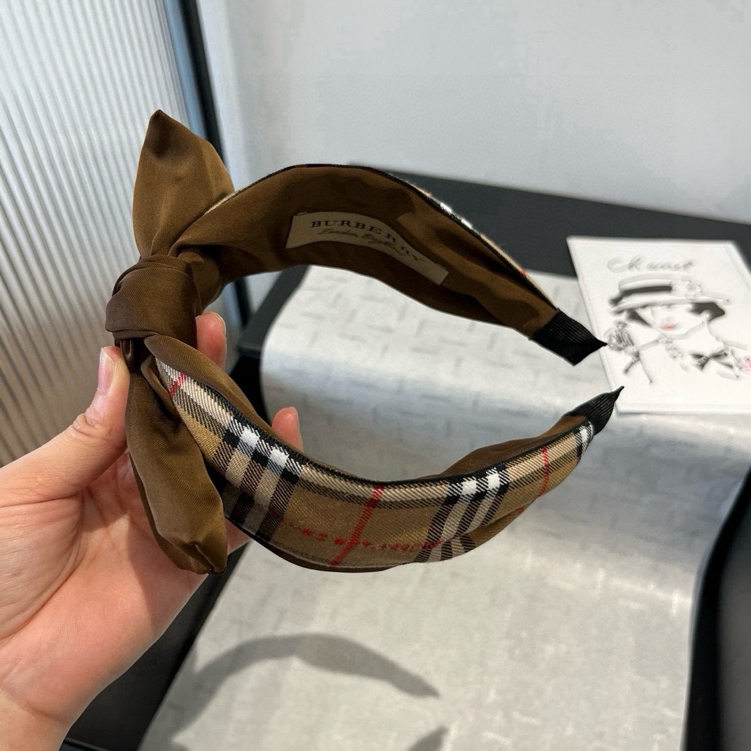 🆕

Burberry巴宝莉新款发箍