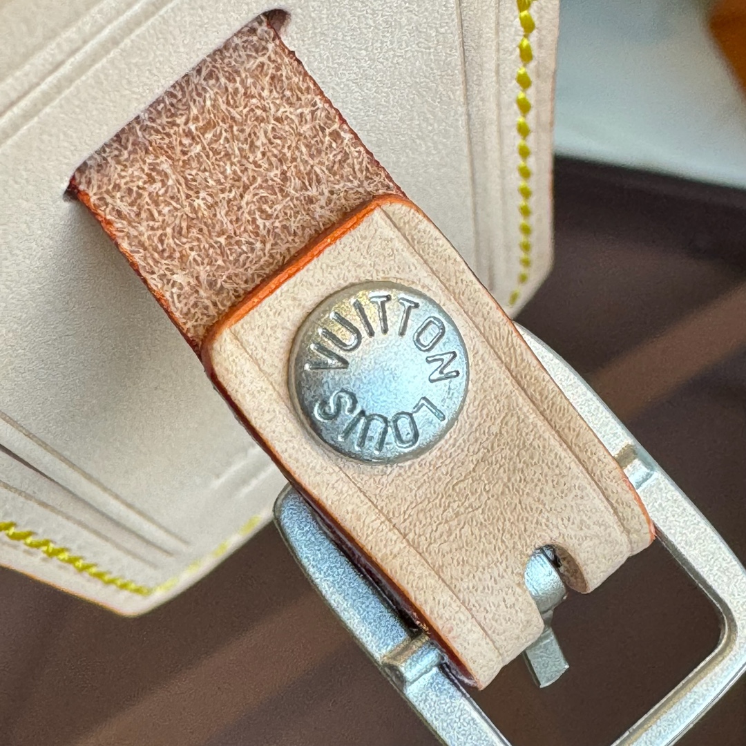 Louis Vuitton Horizon Monogram Standard travel
