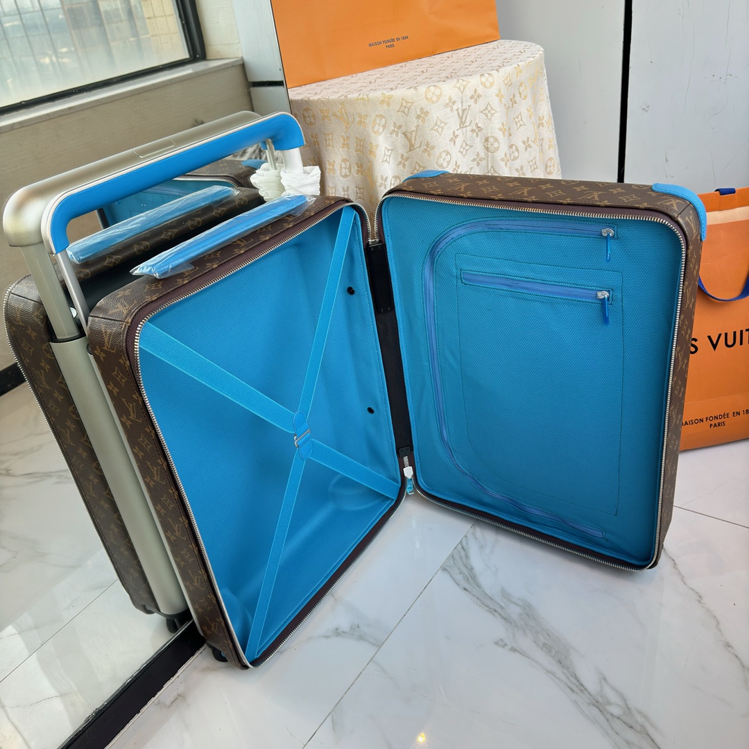 Louis Vuitton Horizon Monogram Brown with Blue Standard travel