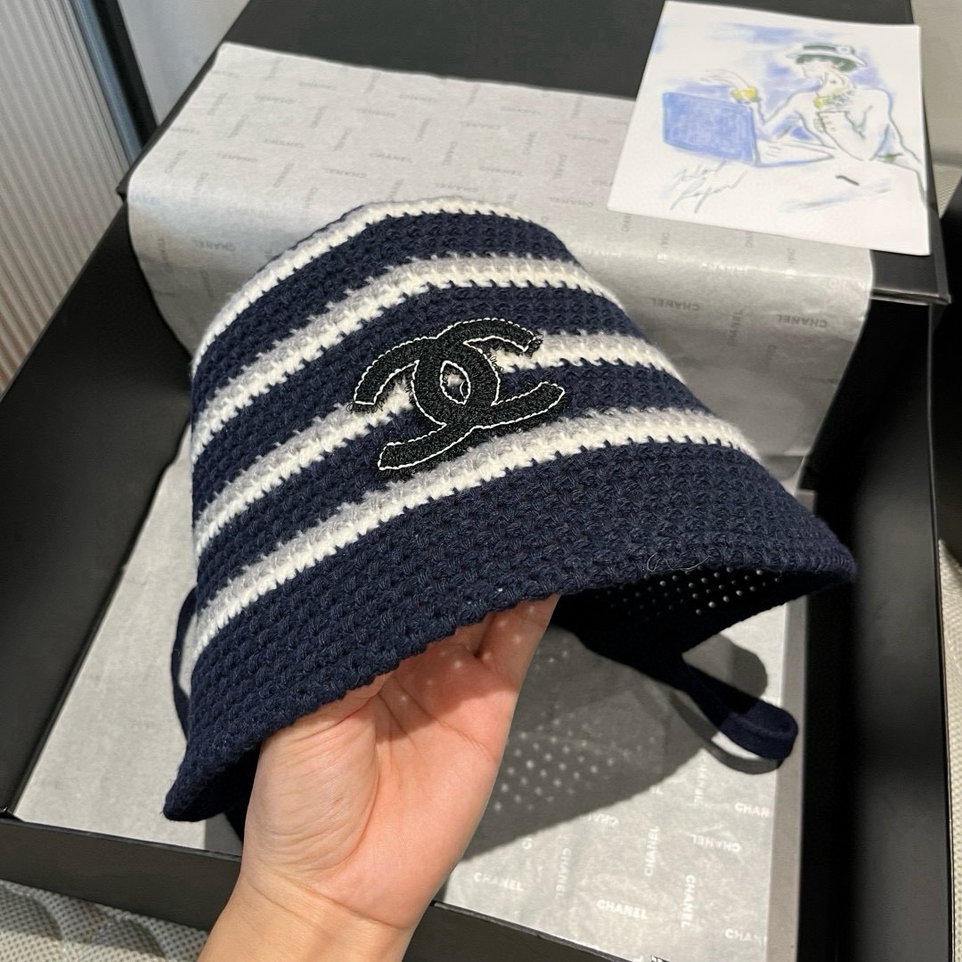 🆕

香奈儿新款针织渔夫帽，头围57cm
