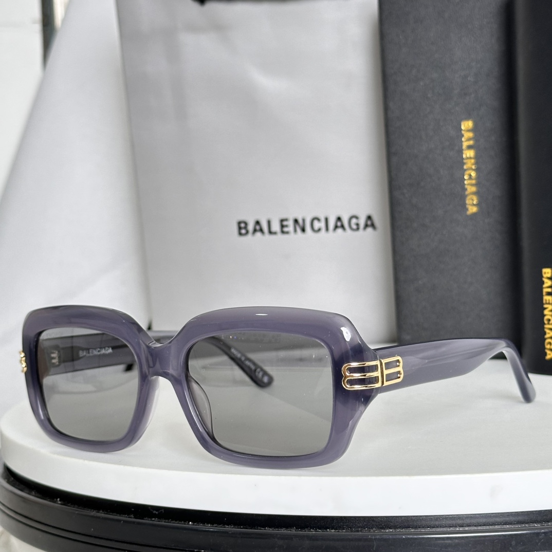  ‼️BALENCIAG*巴黎*世家⚜️⚜️⚜️MODEL：BB0465S ⚜️⚜️⚜️SIZE：56口