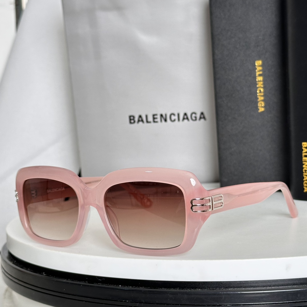  ‼️BALENCIAG*巴黎*世家⚜️⚜️⚜️MODEL：BB0465S ⚜️⚜️⚜️SIZE：56口