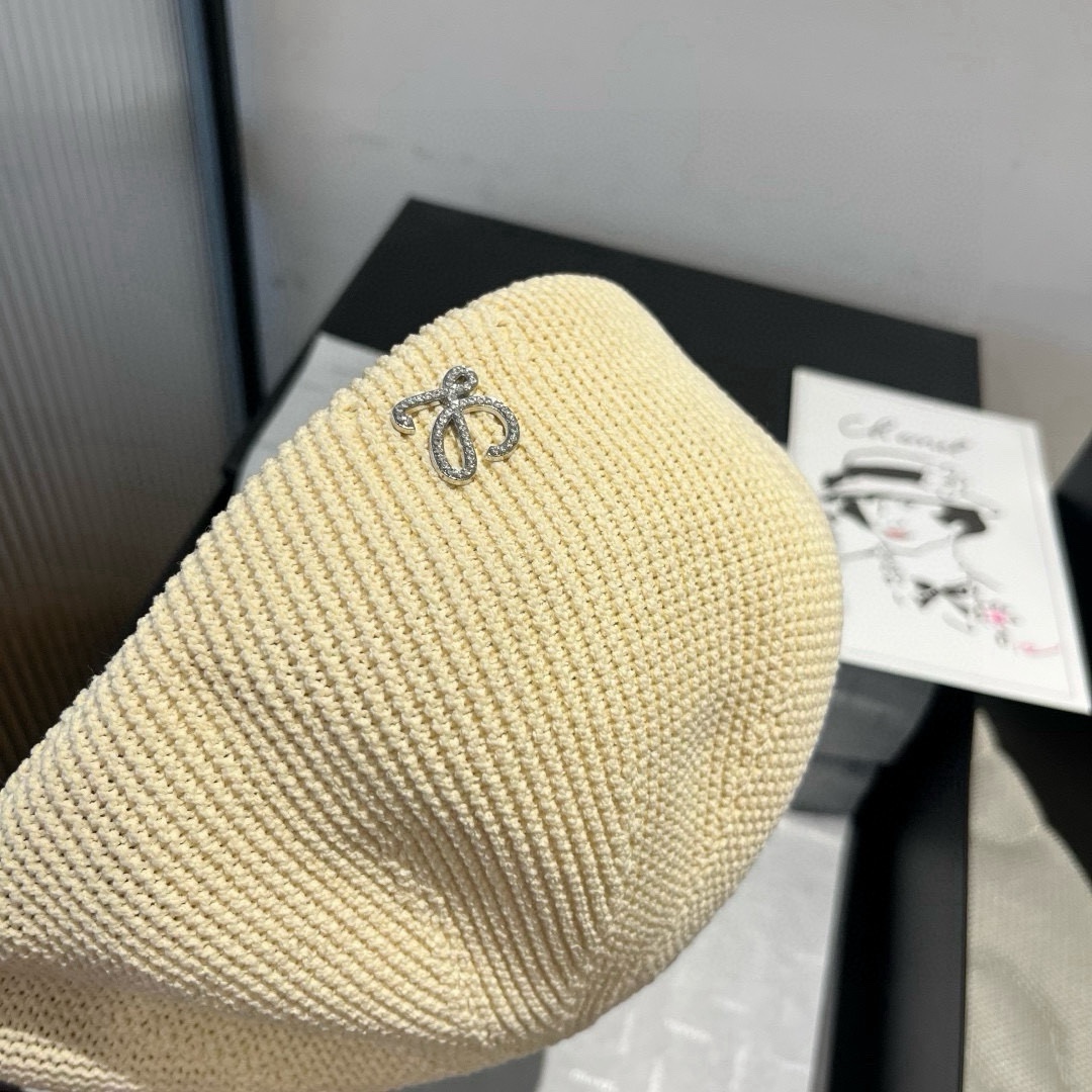 🆕

罗意威新款鸭舌前进帽，头围57cm