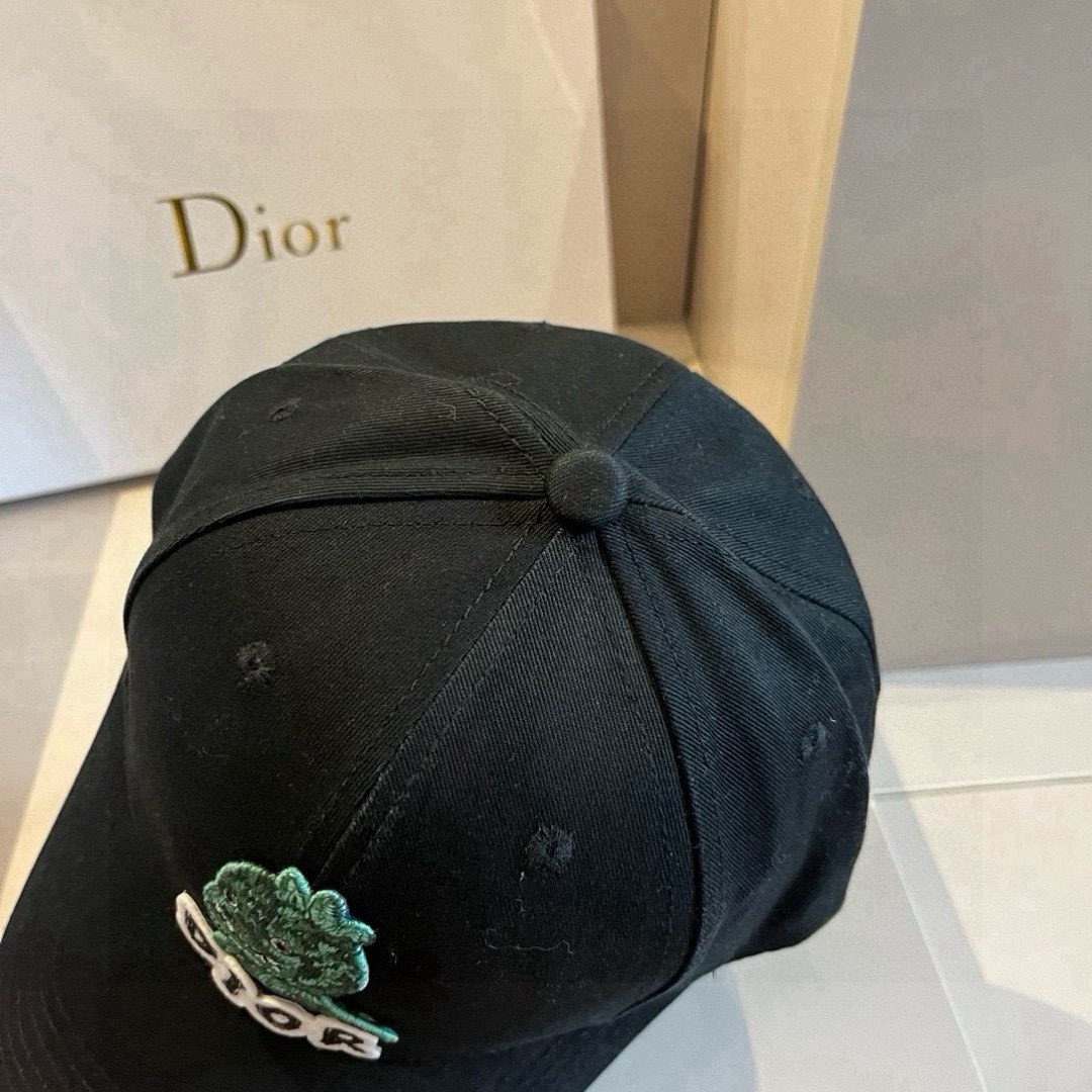 🆕
Dior迪奥鸭舌帽，男女款棒球帽，头围57cm