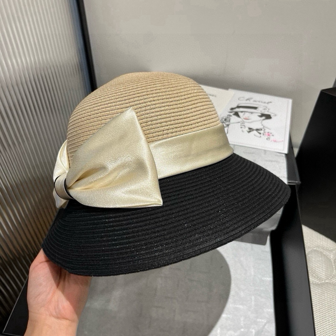 🆕

Dior迪奥新款礼帽，高级PP草，拼色盆帽，名媛风，头围57cm