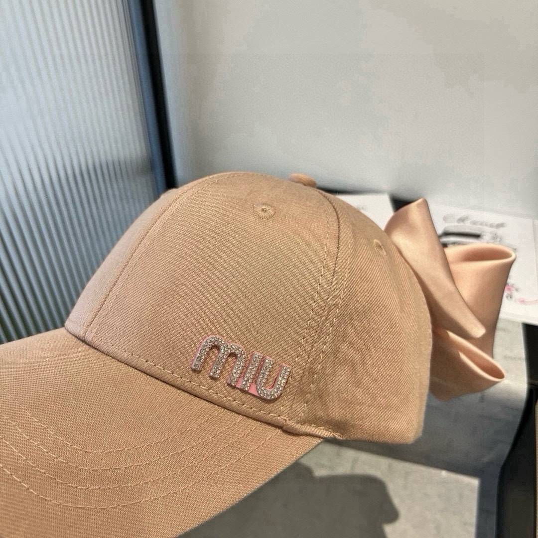 🆕

miumiu缪缪蝴蝶结鸭舌帽，高端定制，头围57cm