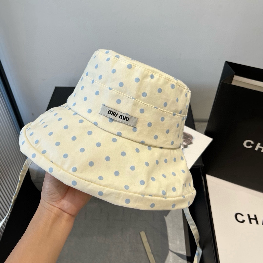🆕

miumiu缪缪新款渔夫帽，遮阳帽，头围57cm