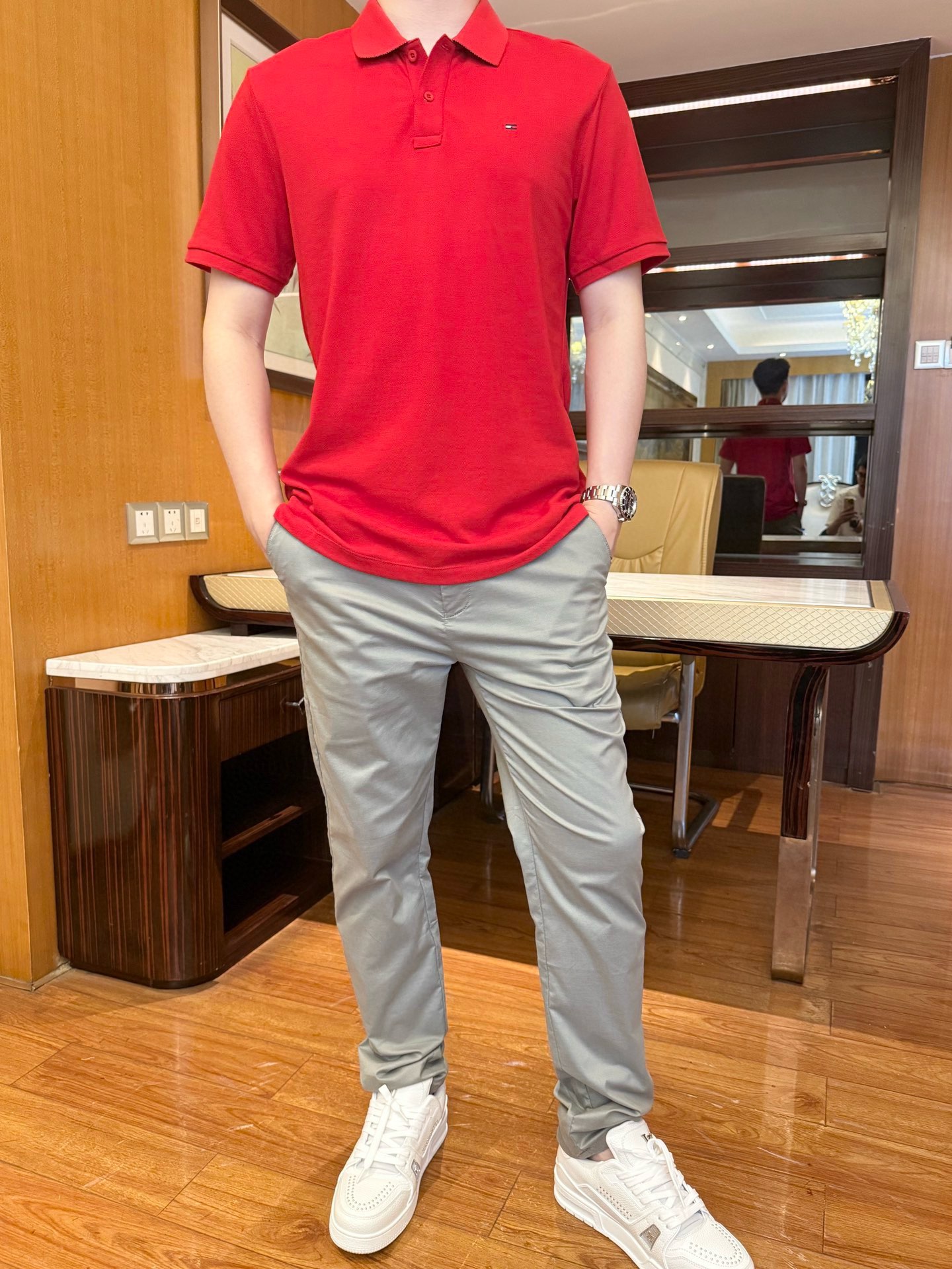 NO:502087,Tommy-2025 counter latest hot-selling Polo, London counter hot-selling items!  Selected Italian imported fine cotton fabrics with the latest designs, brand embroidery on the chest highlights taste, business and casual boutique. Size: 48-56 (model 180/140 wears 50, with Hong Kong Lane Crawford gift box packaging), alexander wang19860909汤米-2025专柜最新爆款Polo出货 伦敦专柜热销单品！精选意大利进口精棉面料搭配最新的设计,胸口的品牌刺绣彰显品味 商务休闲精品.尺码:48-56（模特180/140穿50,配香港连卡佛礼盒包装）,,alexander wang,Men's clothing