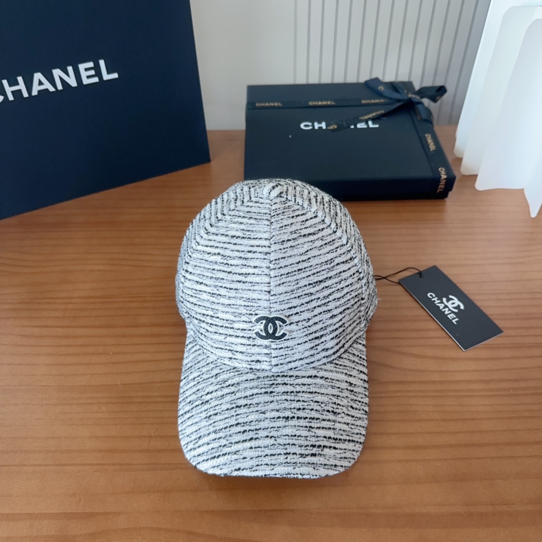 

香奈儿CHANEL 新品硬顶棒球帽，小香logo经典简约，时尚休闲设计 跑量新品