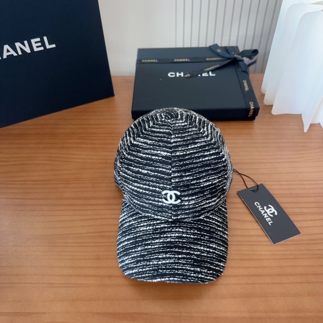 NO:363466,Chanel CHANEL new hard top baseball cap, Xiaoxiang logo classic simple, fashionable and casual design New hat Straw hat Fisherman hat Baseball cap Knitted hat, hat, chanel, chanel, espadrilles, hats香奈儿CHANEL 新品硬顶棒球帽,小香logo经典简约,时尚休闲设计 跑量新品帽子草帽渔夫帽棒球帽针织帽,帽子,chanel,chanel,espadrilles,hats,hat