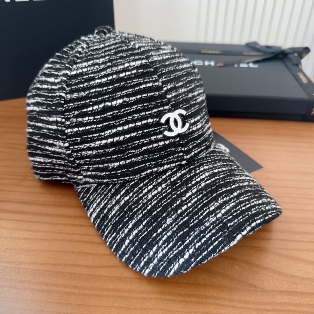 

香奈儿CHANEL 新品硬顶棒球帽，小香logo经典简约，时尚休闲设计 跑量新品