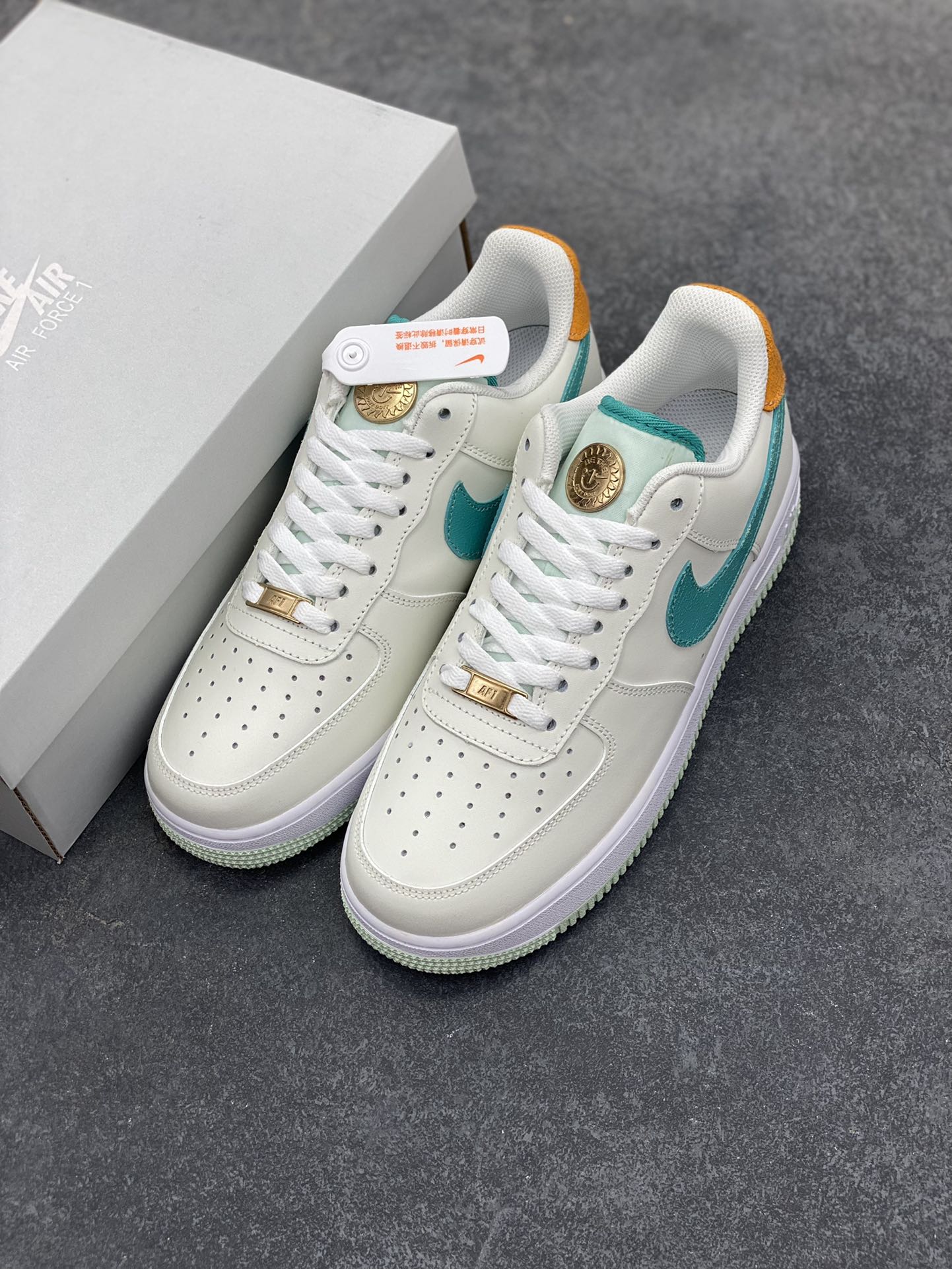 图片[8]-福利特价 Nike Air Force 1 Low 奥运米绿 空军一号低帮运动休闲板鞋 原楦头原纸板 打造纯正空军版型 专注外贸渠道 全掌内置蜂窝气垫 原盒配件 原厂中底钢印、拉帮完美 货号：HM3728-131 尺码：36 36.5 37.5 38 38.5 39 40 40.5 41 42 42.5 43 44 44.5 45-选品中心