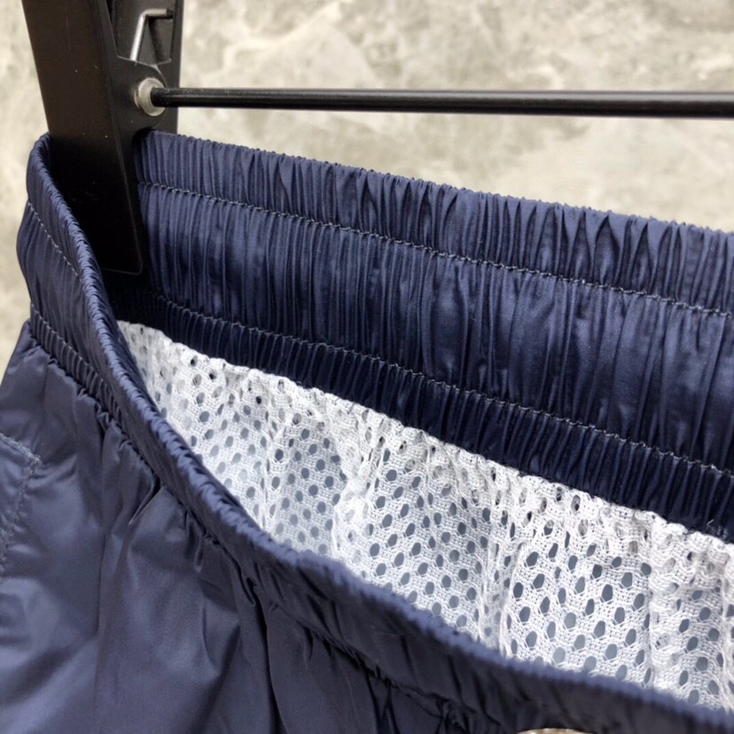 THOM BROWNE Whale Sunscreen Jackets: White and Blue, Code 1-4, Height List – P912 Collection - 图片 8