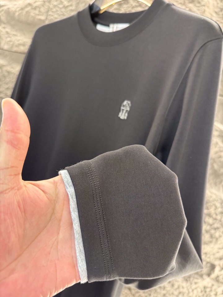 “2025 Brunello Cucinelli Men’s Cotton T-shirts: Luxurious, Low-key, Fine Tailoring, Autumn/Winter Fashion Styles” - 图片 6