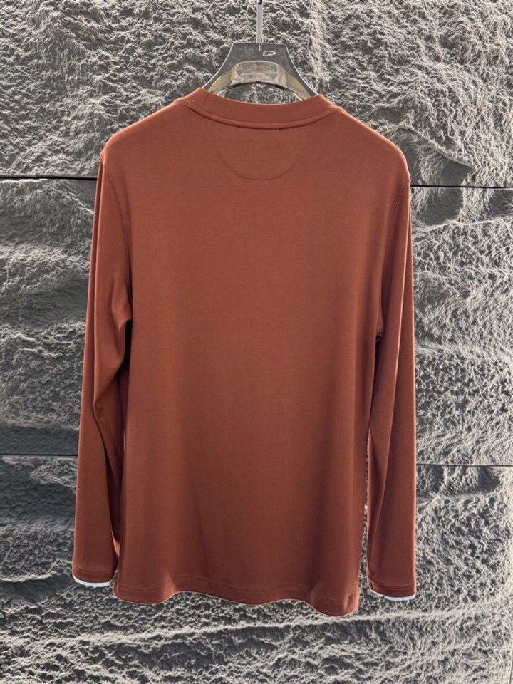 “New Men’s Cotton T-shirts by Brunello Cucinelli for Autumn & Winter 2025: Luxurious, High-Quality, and Stylish” - 图片 9