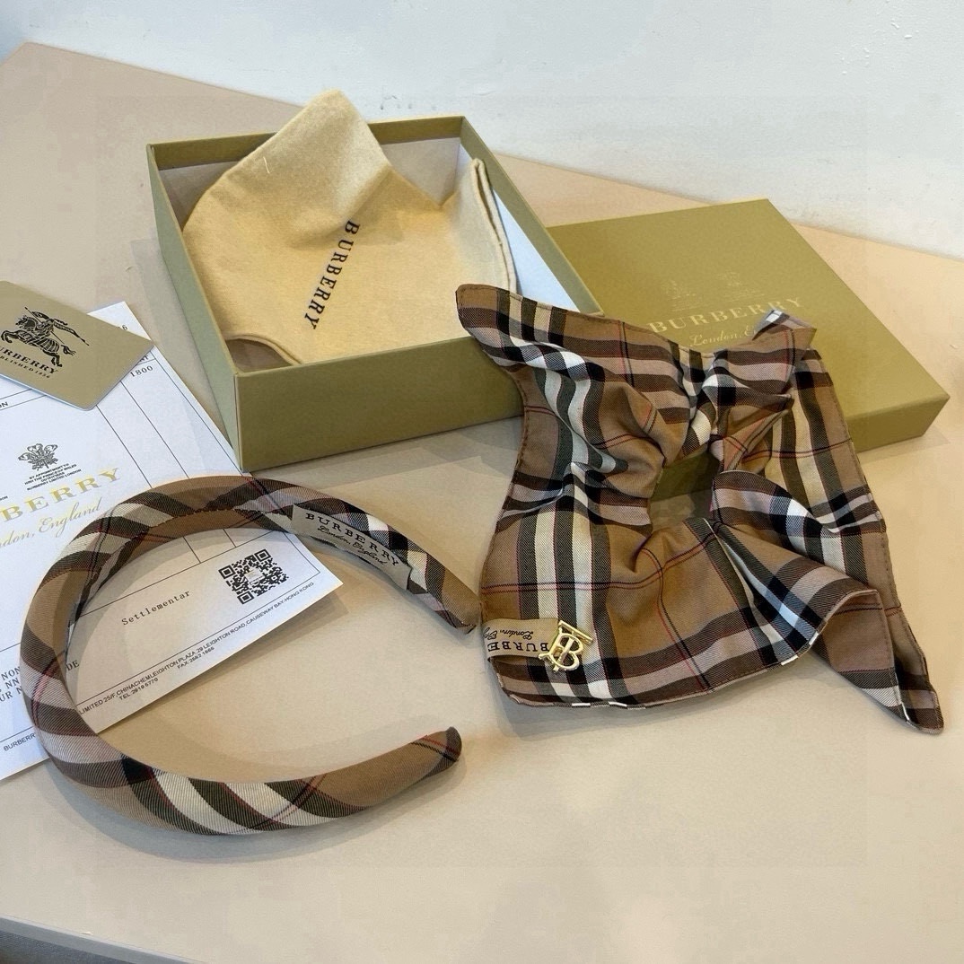 🆕

Burberry巴宝莉格子发圈
