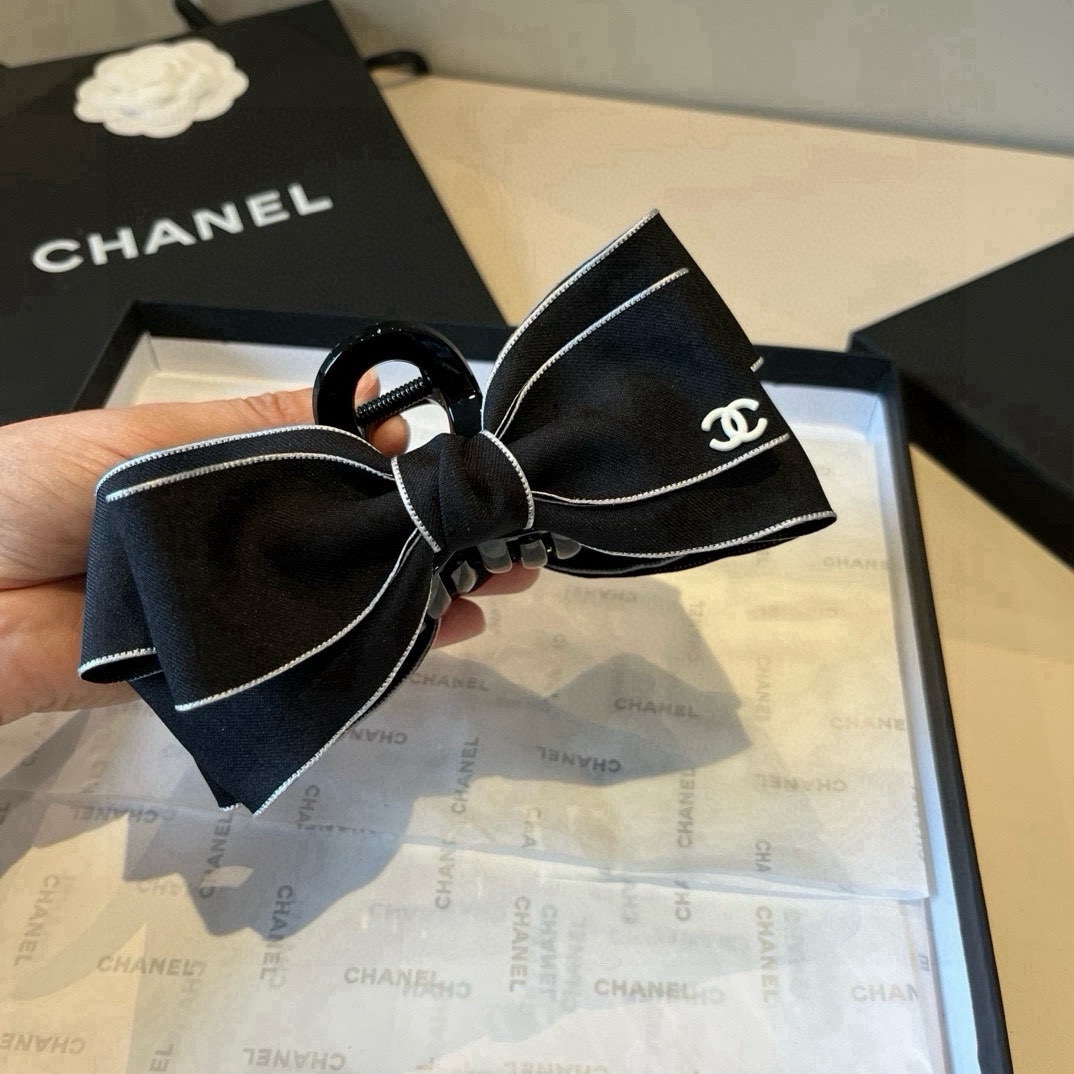 🆕

Chanel香奈儿发夹