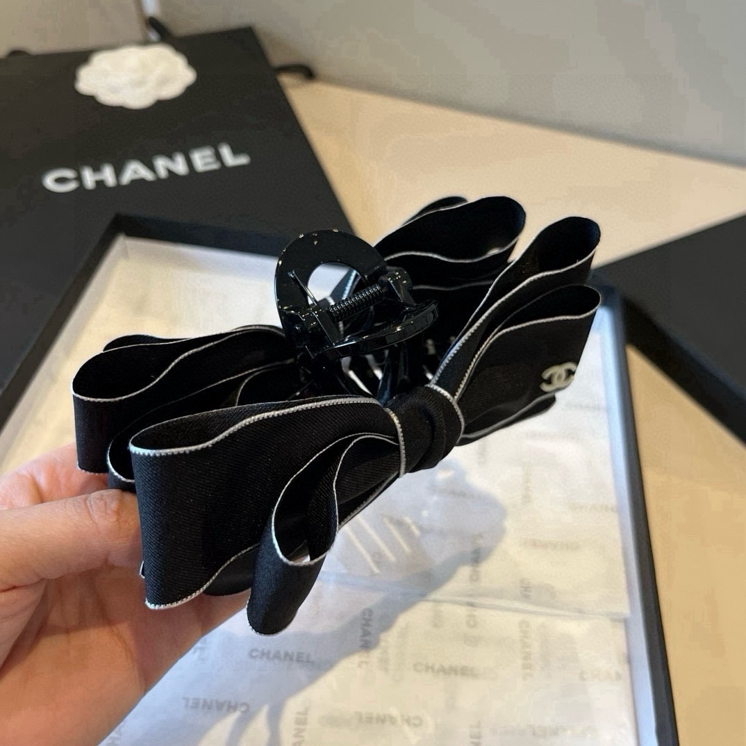 🆕

Chanel香奈儿发夹